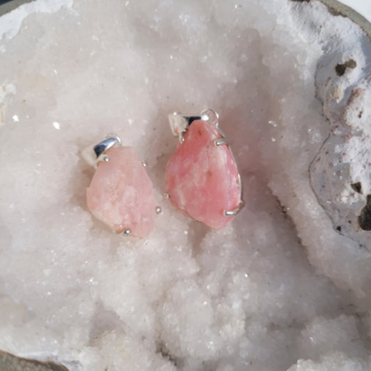 Pendant Raw Pink Opal