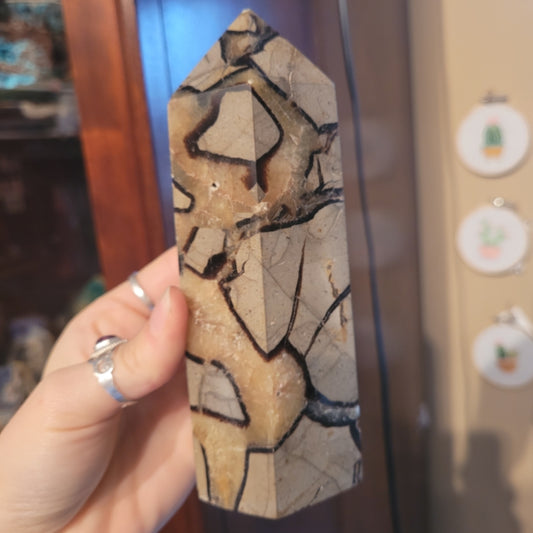 Tower Septarian