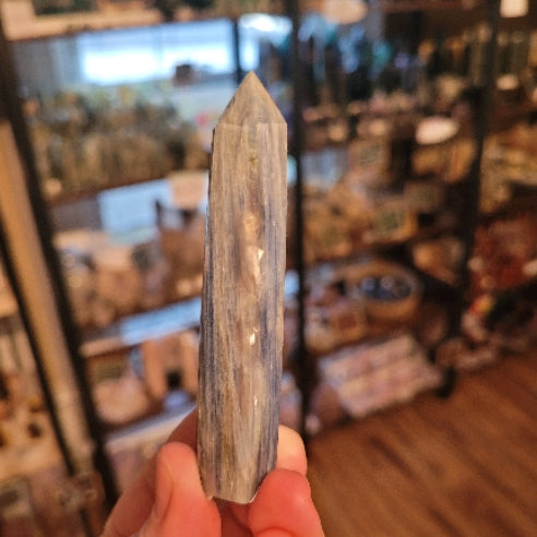 Tower Kyanite