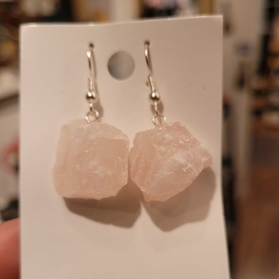 *Earring Raw Rose Quartz