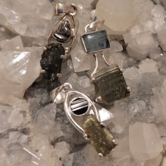 Pendant Moldavite With Crystal Amplifier