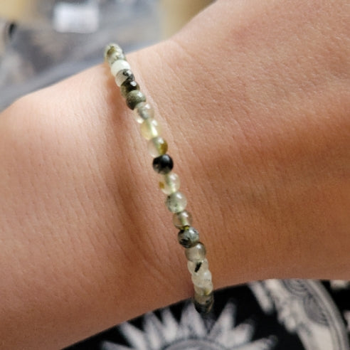 Bracelet Prehnite 4mm